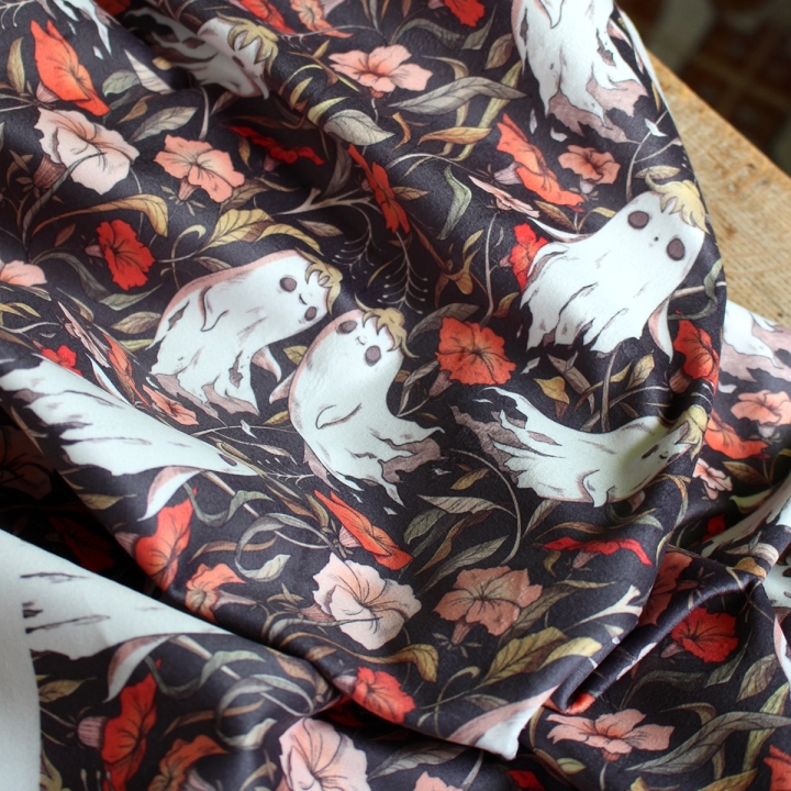 Tissu illustré "Fantômes"– popeline, velours & French terry – motif spooky, halloween