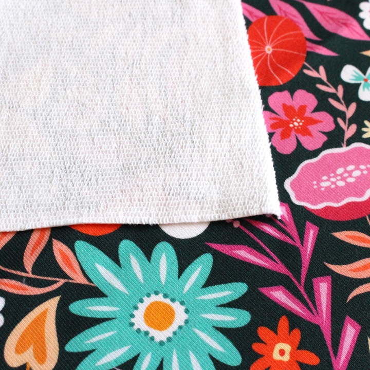 Coupon de tissu illustré "Flower Power" 48x48 cm – Popeline & French Terry – motif fleuri, coloré