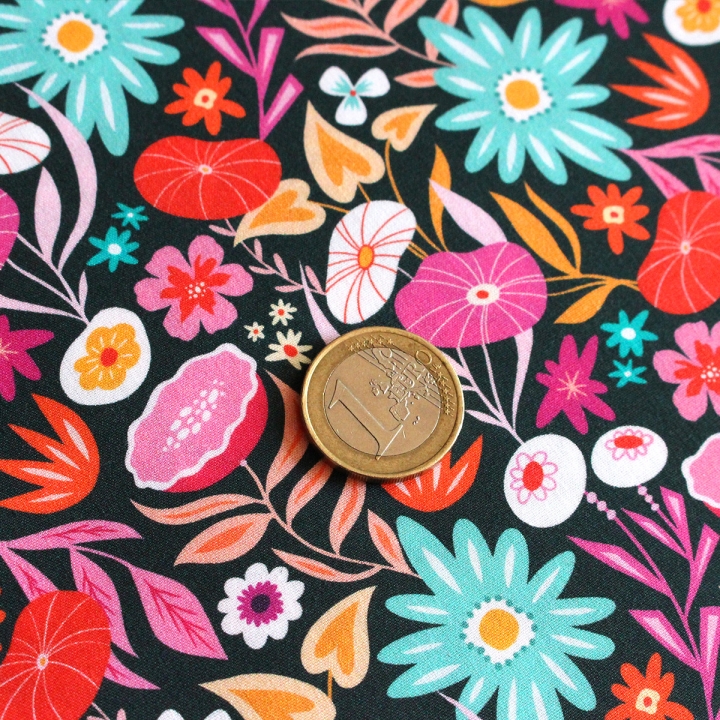 Tissu illustré "Flower power" – popeline, velours & French terry – motif fleuri coloré