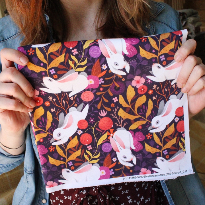 Coupon de tissu illustré "Lapins blancs" 48x48 cm – Popeline & French Terry – motif poétique