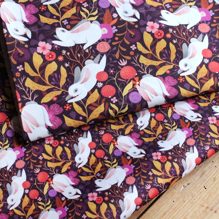Tissu illustré "Lapins blancs"– popeline, velours & French terry – univers féerique