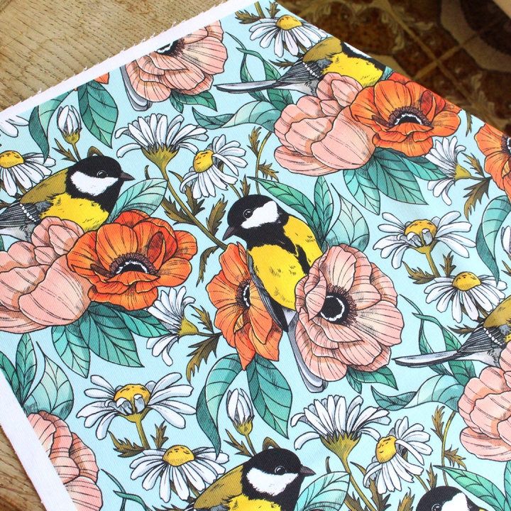 Tissu illustré "Mésanges" – popeline, velours & French terry – motif nature, poétique