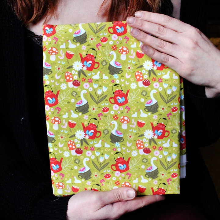 Tissu illustré "Oies" – popeline, velours & French terry – motif printanier