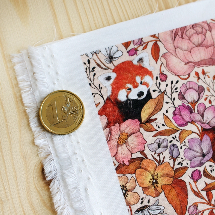 Tissu illustré "Pandas roux" – popeline, velours & French terry – motif poétique