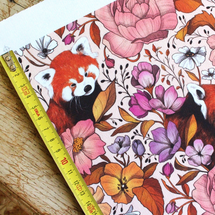 Tissu illustré "Pandas roux" – popeline, velours & French terry – motif poétique