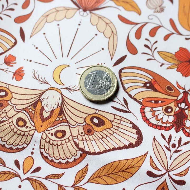 Tissu illustré "Papillon Luna" – popeline, velours & French terry – motif nature