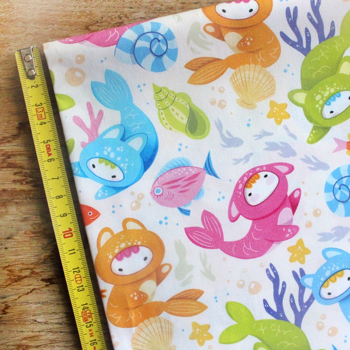 Tissu illustré "Poissons Yoko"– popeline, velours & French terry – motif enfantin, marin