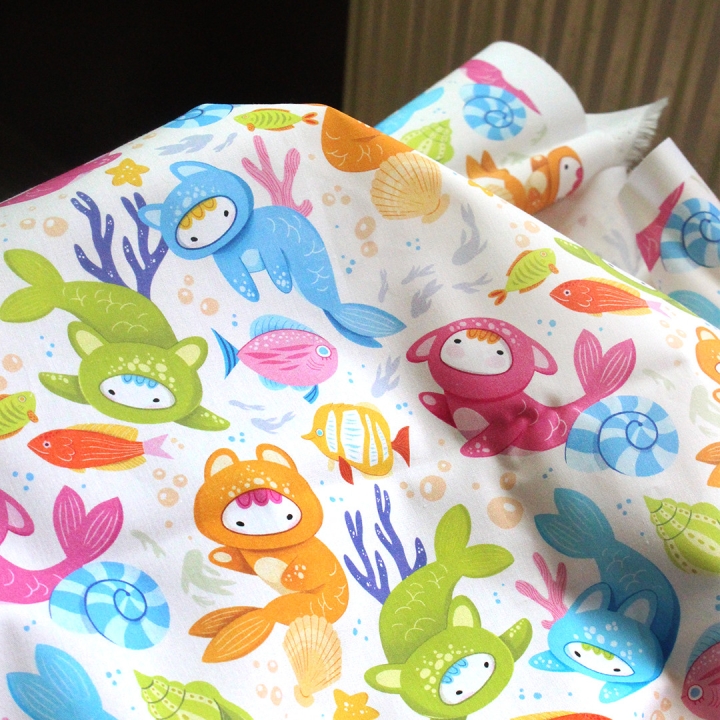 Tissu illustré "Poissons Yoko"– popeline, velours & French terry – motif enfantin, marin
