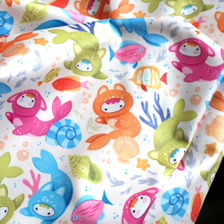 Tissu illustré "Poissons Yoko"– popeline, velours & French terry – motif enfantin, marin