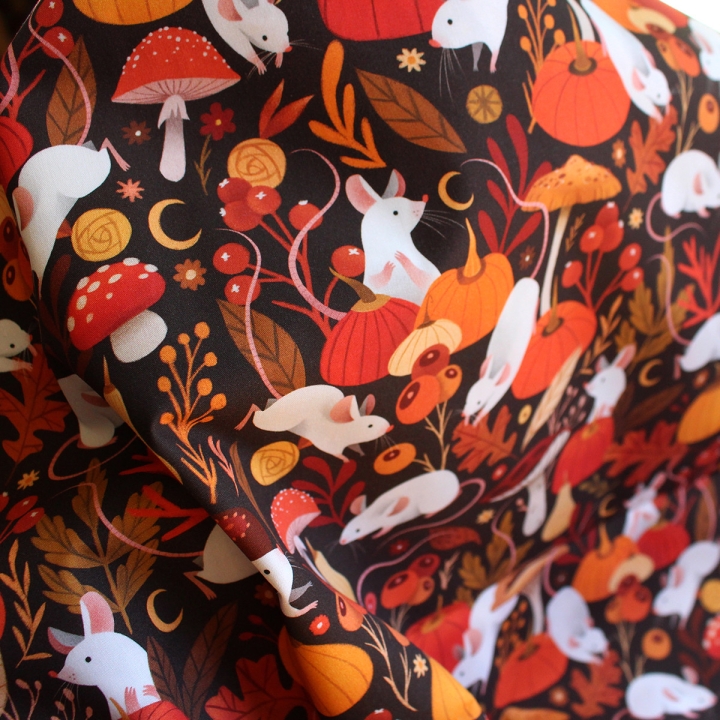 Tissu illustré "Souris & citrouilles" – popeline, velours & French terry – motif automnal