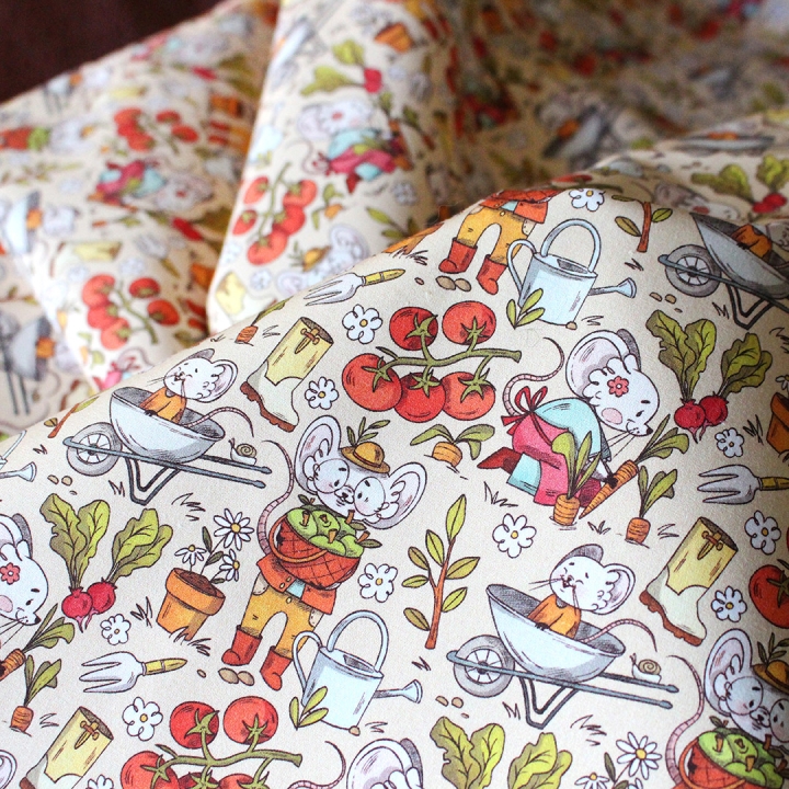 Tissu illustré "Souris potager" – popeline, velours & French terry – motif enfantin