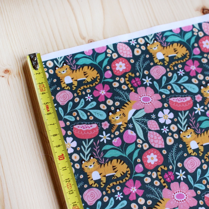 Coupon de tissu illustré "Tigres" 48x48 cm – Popeline & French Terry – motif enfantin