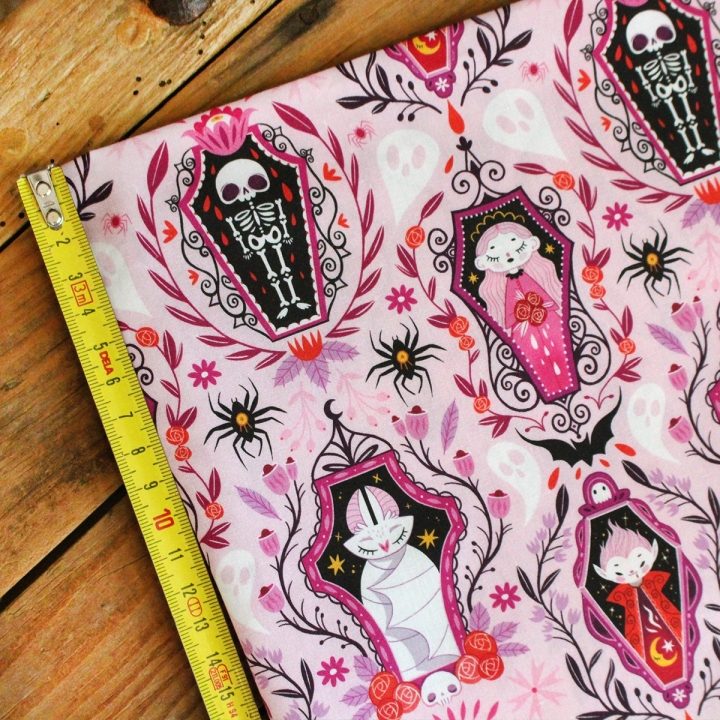 Coupon de tissu illustré "Vampire Night" 48x48 cm – Popeline & French Terry – motif spooky, halloween