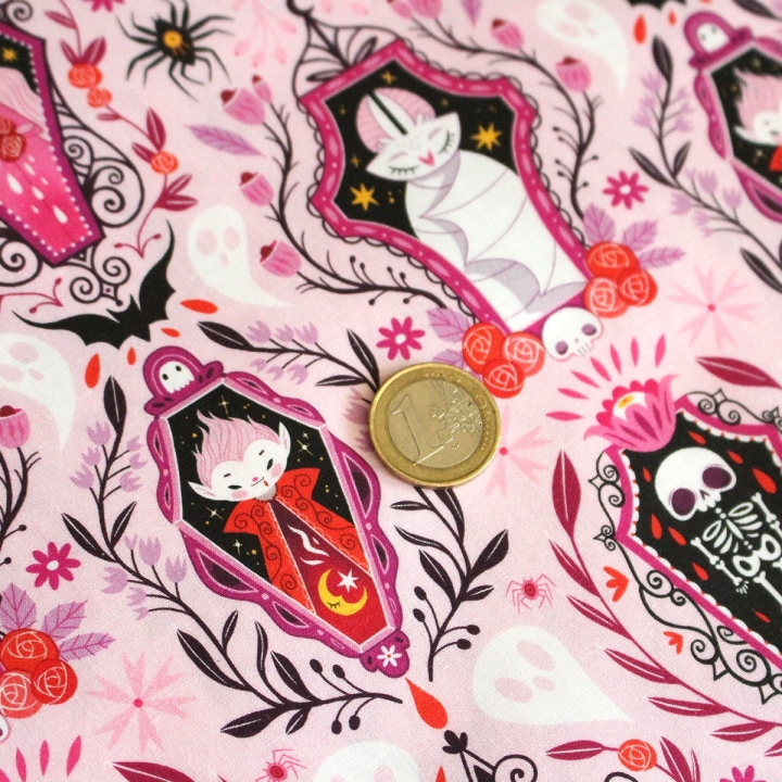 Tissu illustré "Vampire Night" – popeline, velours & French terry – motif spooky, halloween
