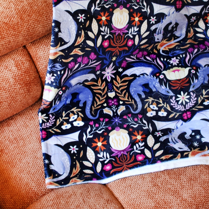 Plaid illustré dragons colorés – Motif fantastique