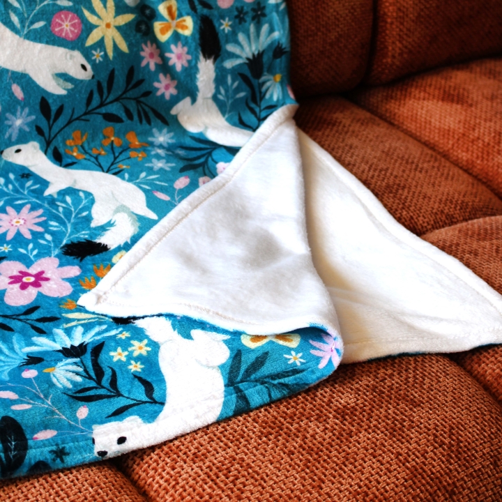 Plaid illustré hermines – Motif poétique