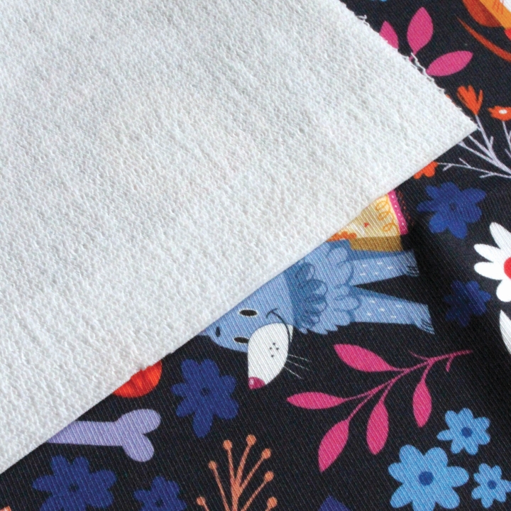 Tissu illustré "Dog lover" – popeline, velours & French terry – motif enfantin