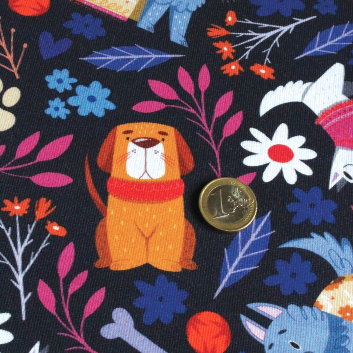 Tissu illustré "Dog lover" – popeline, velours & French terry – motif enfantin
