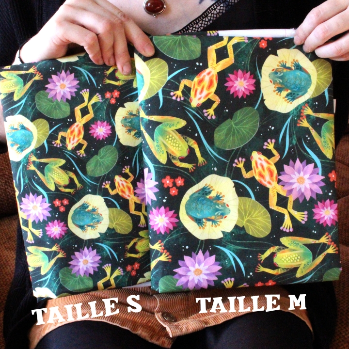 Tissu illustré "Grenouilles et nénuphars" – popeline, velours & French terry – motif printanier, coloré