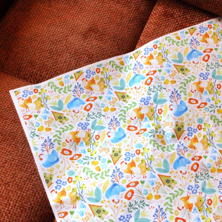 Coupon de tissu illustré "Poules Printanières" 48x48 cm