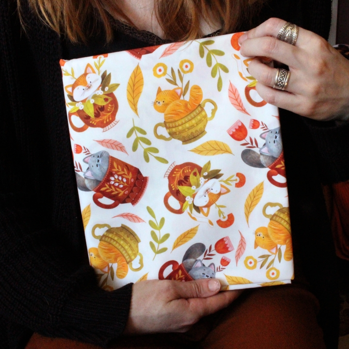 Tissu illustré "Les chats du salon de thé"